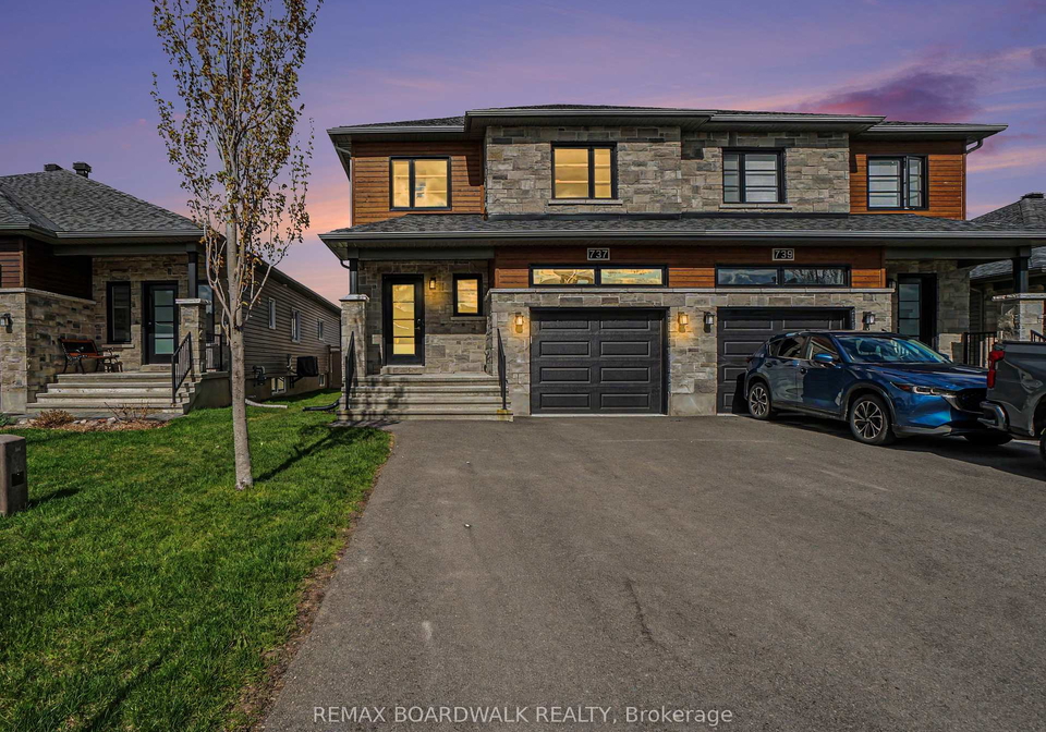 737-azure-street-russell-ontario-x13123574