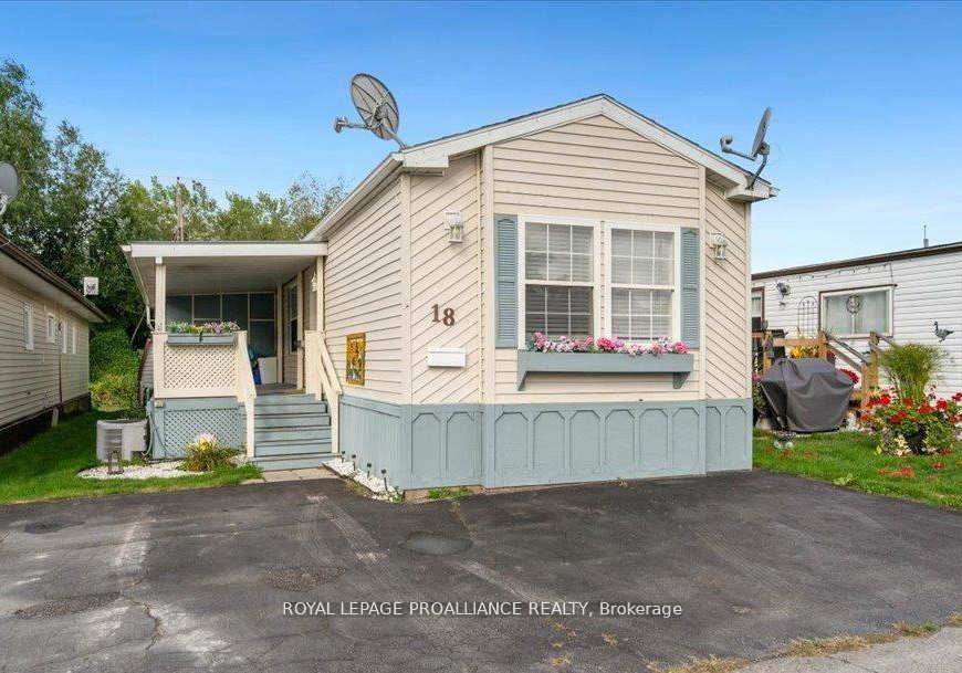 311-dundas-street-e-quinte-west-ontario-x13123580