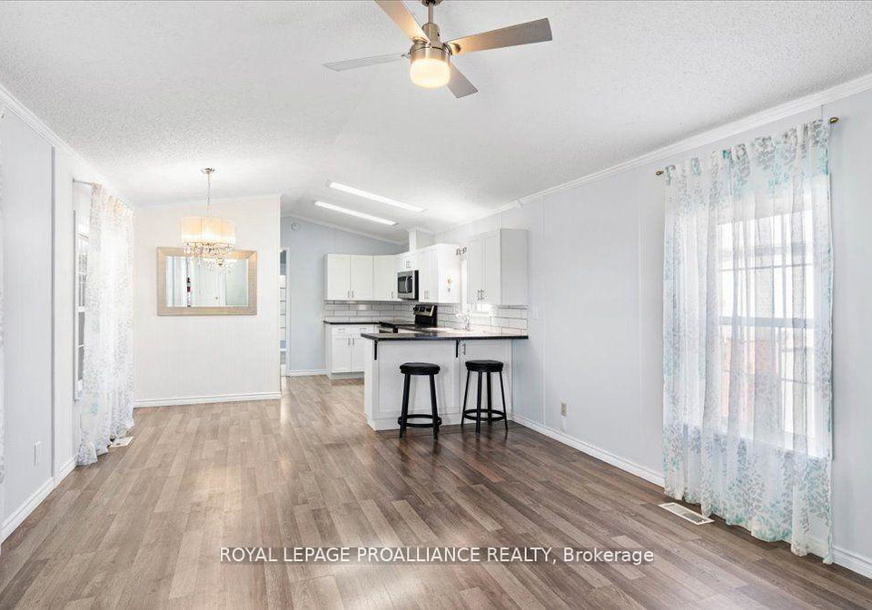 311-dundas-street-e-quinte-west-ontario-x13123580