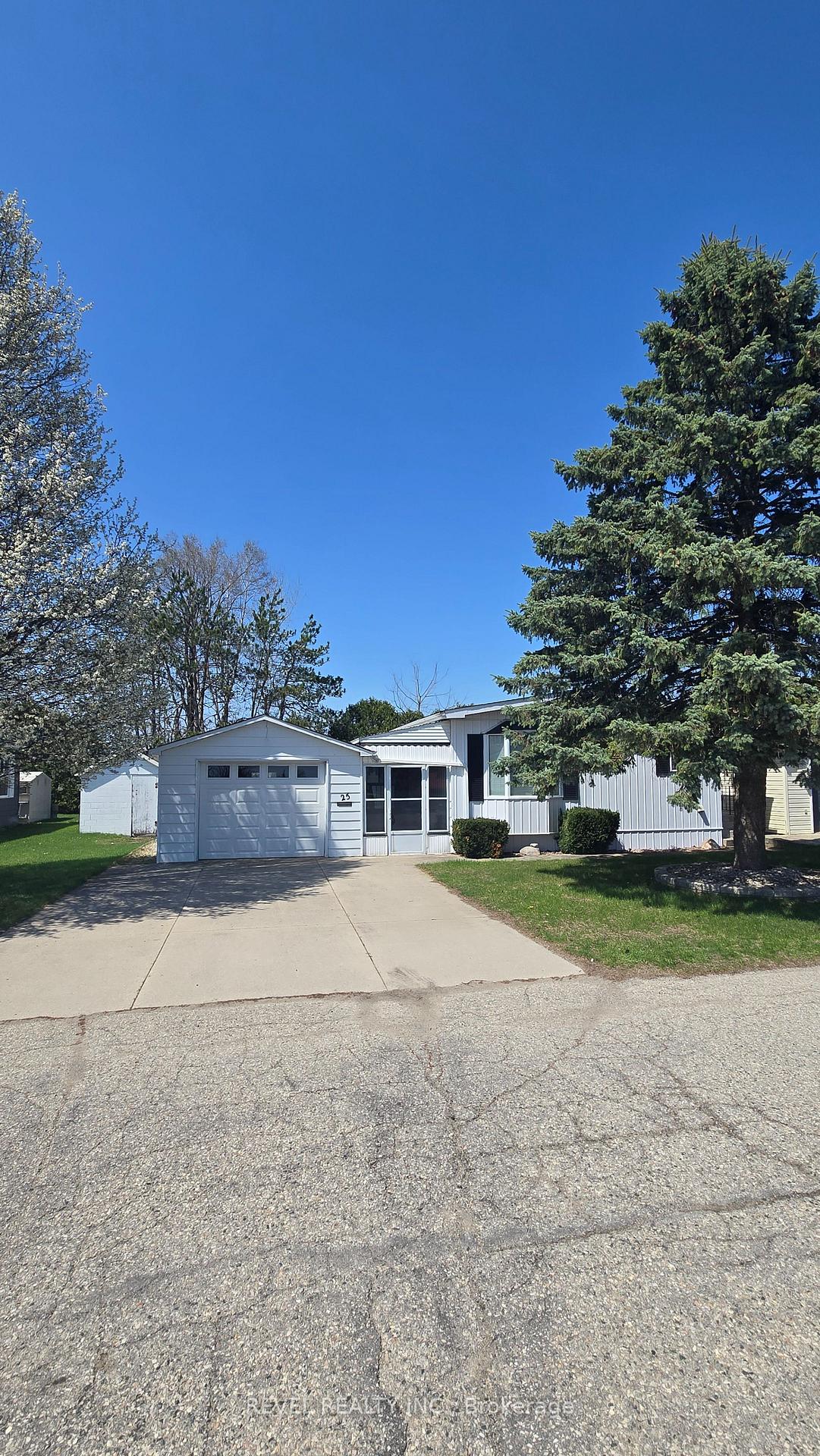 25-miller-street-strathroy-caradoc-ontario-x13123788