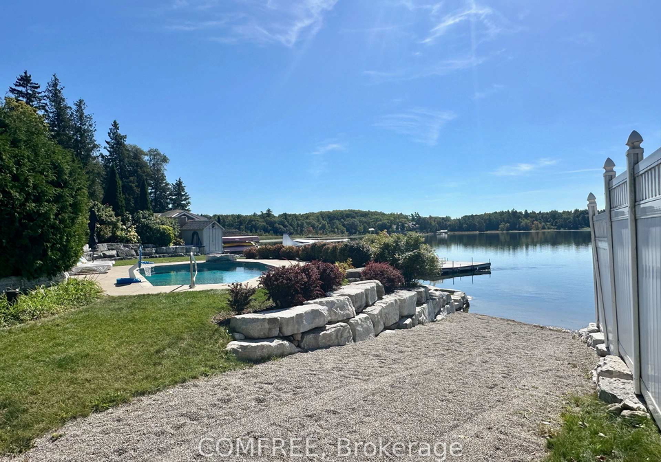 11-lake-avenue-e-puslinch-ontario-x13123850