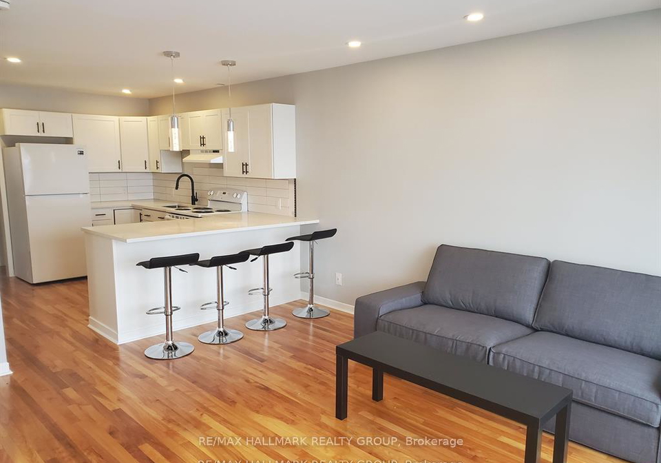 1329-bloomsbury-crescent-ottawa-ontario-x13123928