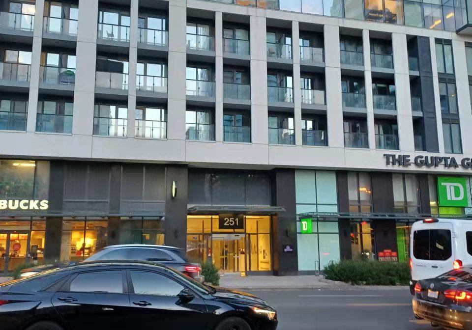 251-jarvis-street-toronto-ontario-x13123930
