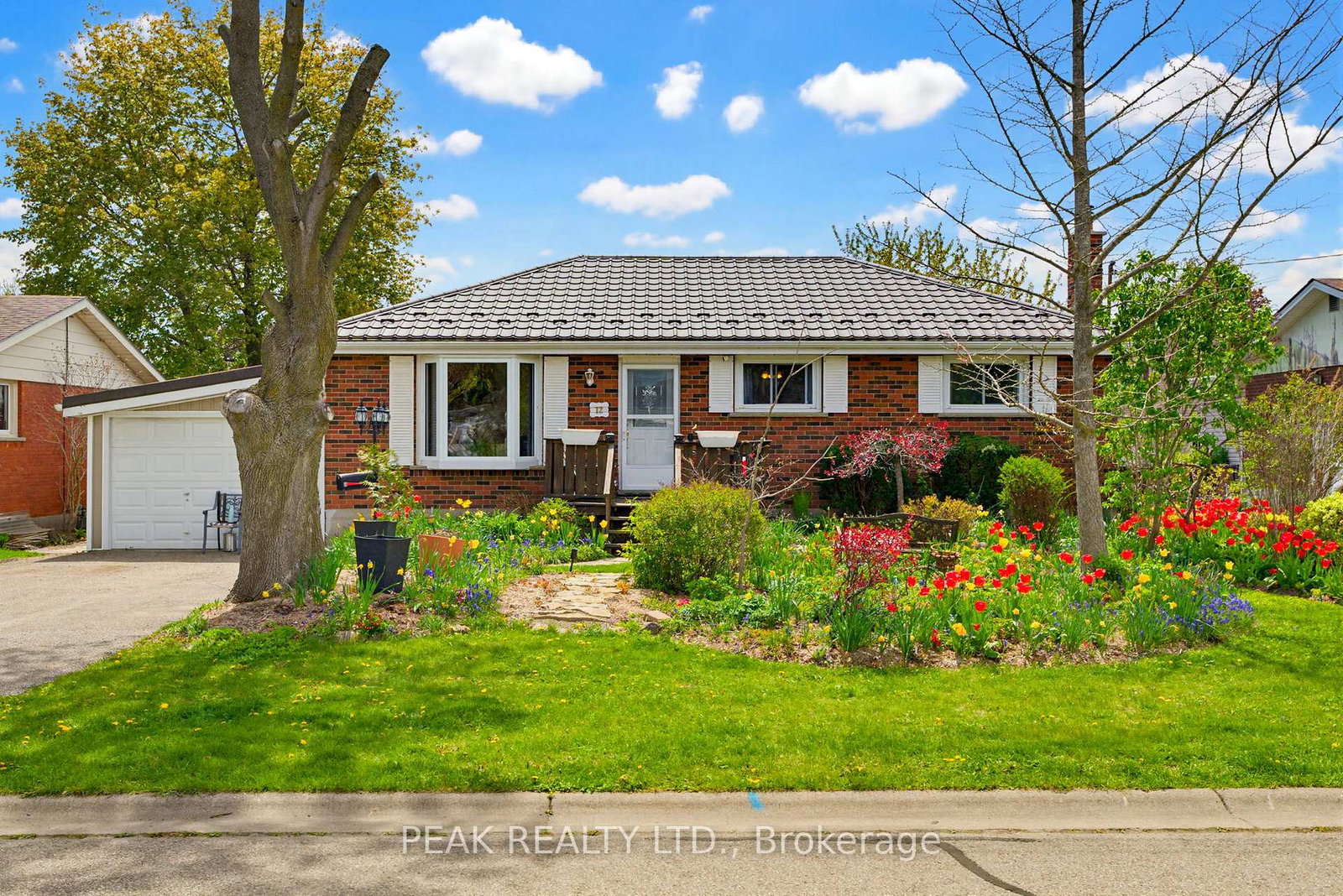 12-mccammon-street-brant-ontario-x13123944