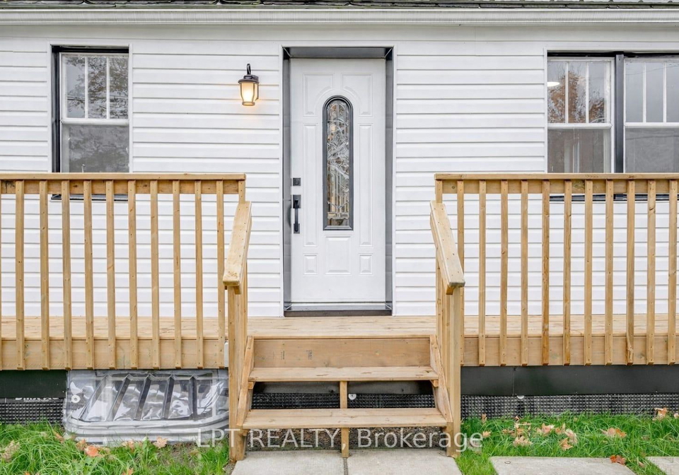 46-young-street-hastings-highlands-ontario-x13123962
