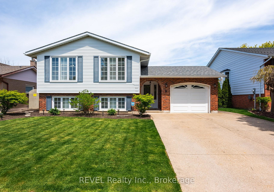 9-amberwood-court-st-catharines-ontario-x13123966