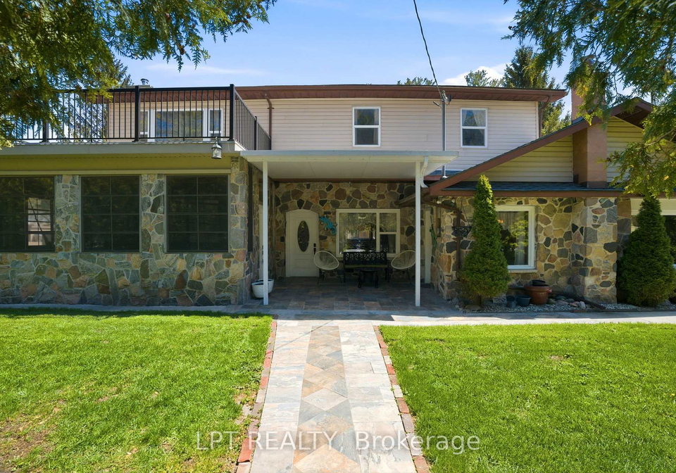 9996-huron-street-lambton-shores-ontario-x13124180