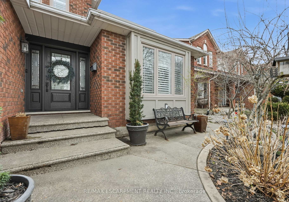 9-stone-gate-drive-grimsby-ontario-x13124198