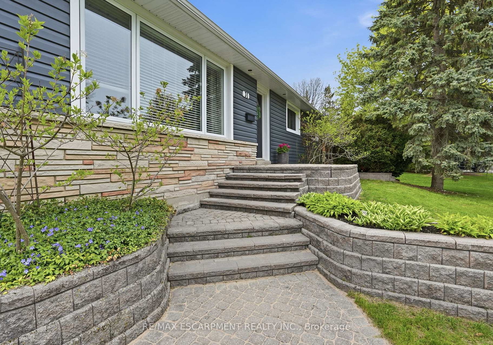 31-algonquin-avenue-hamilton-ontario-x13124214