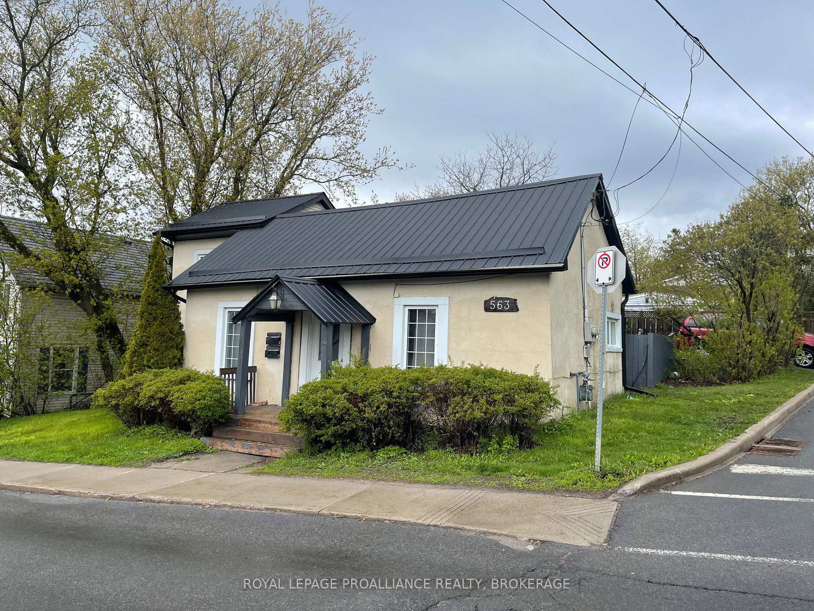 563-union-street-kingston-ontario-x13124310