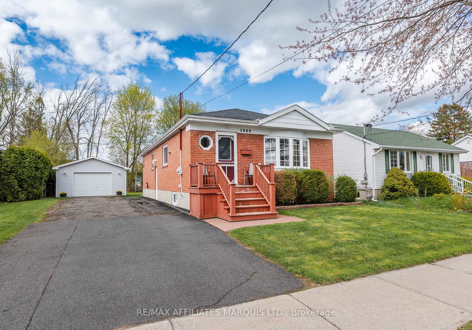 1009-leonard-avenue-cornwall-ontario-x13124400
