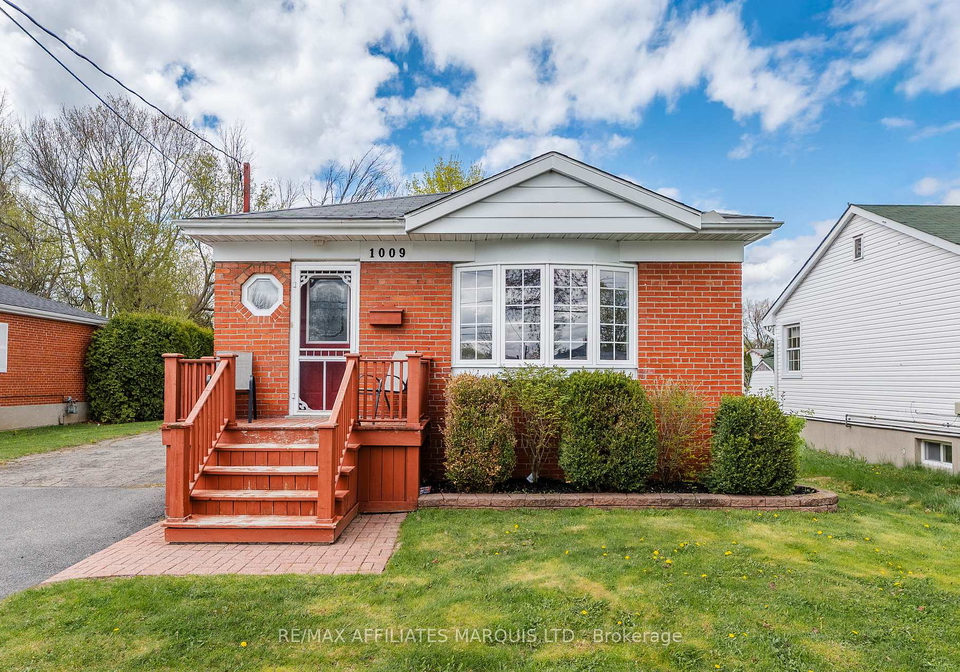 1009-leonard-avenue-cornwall-ontario-x13124400
