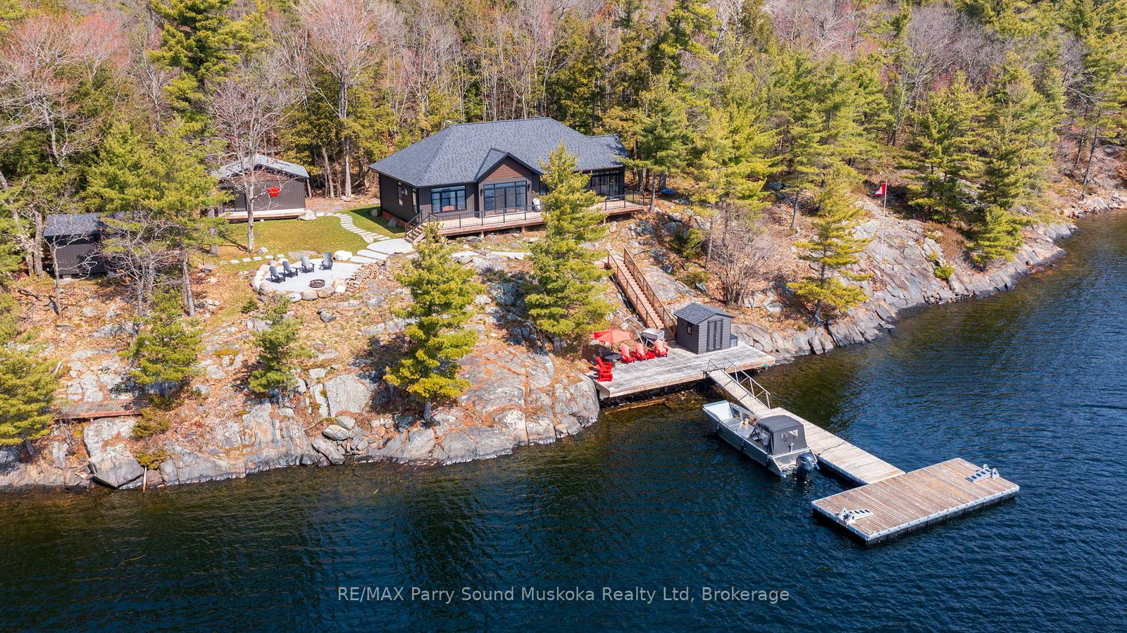 4-b690-island-the-archipelago-ontario-x13124416
