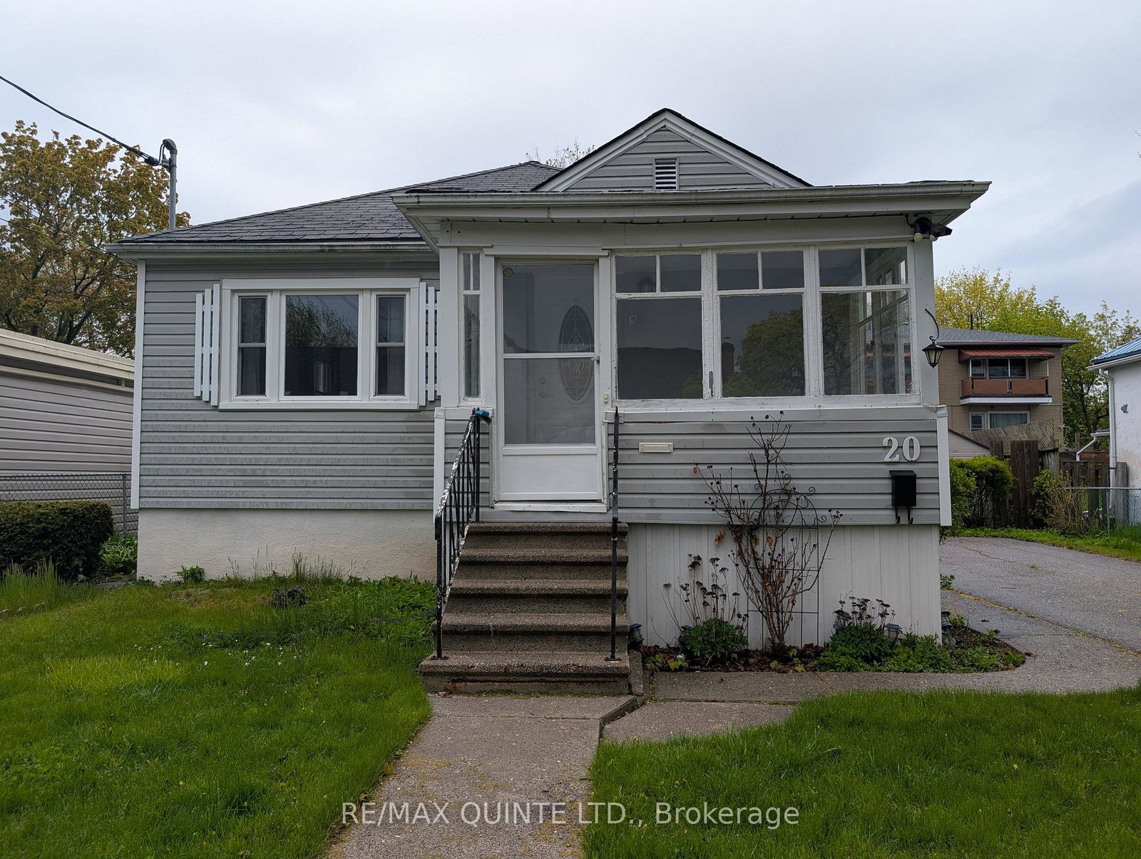 20-wellington-crescent-belleville-ontario-x13124726