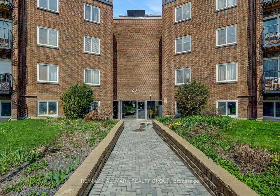 2041-arrowsmith-drive-ottawa-ontario-x13124728