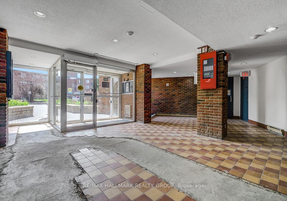 2041-arrowsmith-drive-ottawa-ontario-x13124728