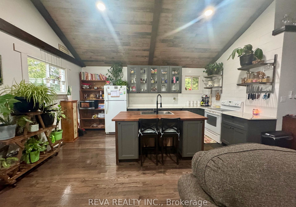 29796-hwy-62-n-hastings-highlands-ontario-x13124798