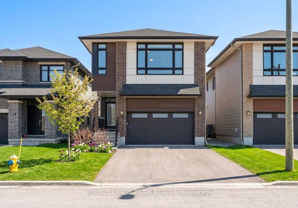 539-honeylocust-avenue-kanata-ontario-x13124988