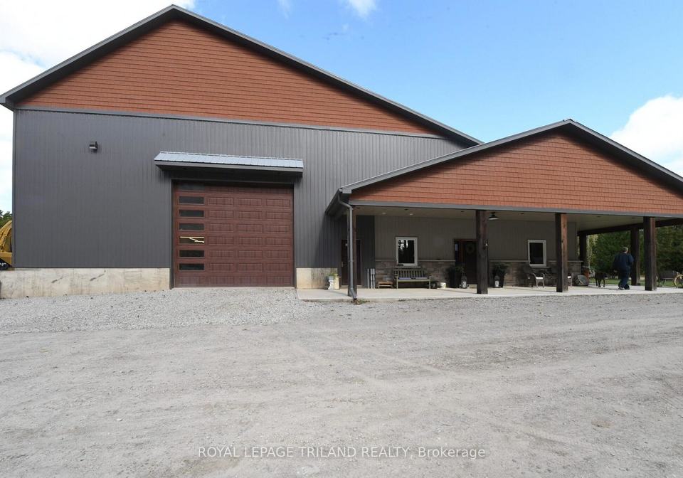 7264-ridge-road-lambton-shores-ontario-x13125074
