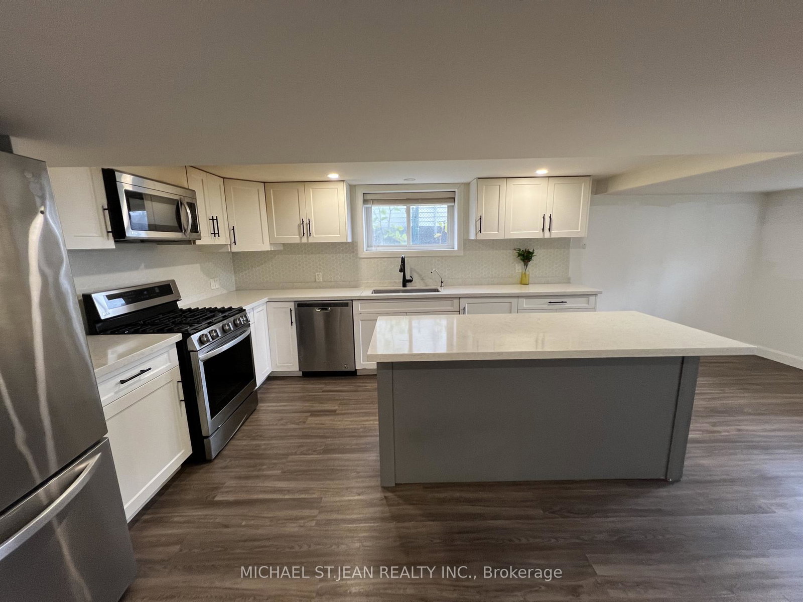 176-queensdale-avenue-e-hamilton-ontario-x13125110