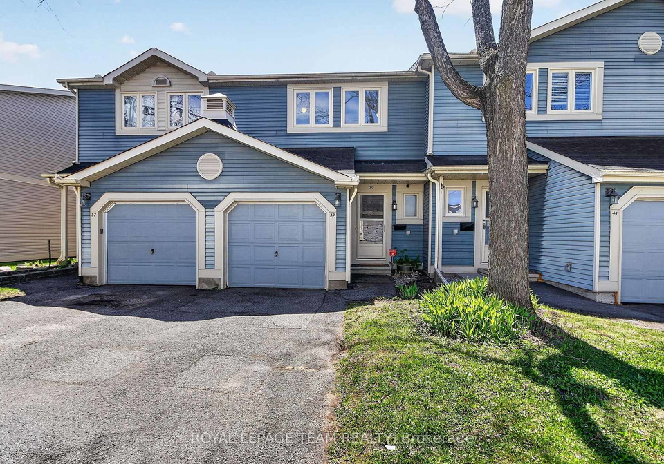 39-saxton-private-ottawa-ontario-x13125172