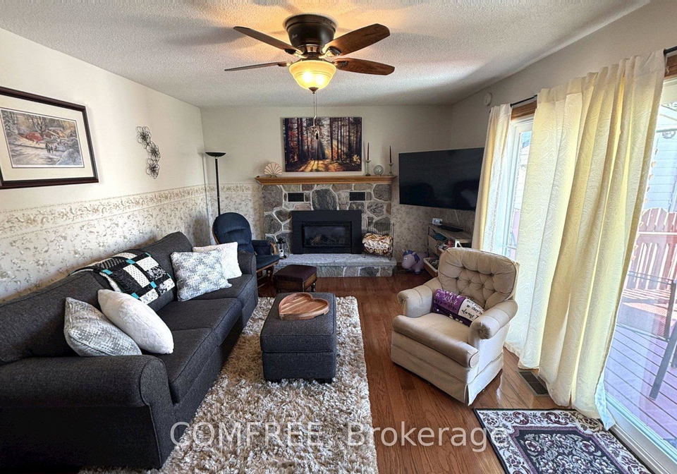 4088-florence-avenue-petrolia-ontario-x13125178