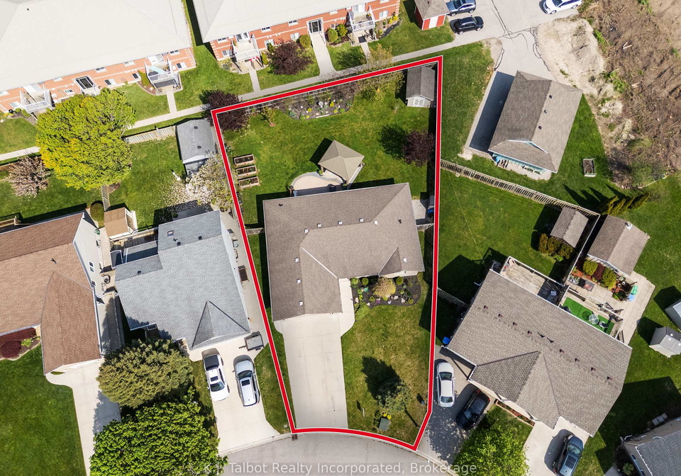 11-lee-crescent-goderich-ontario-x13125348