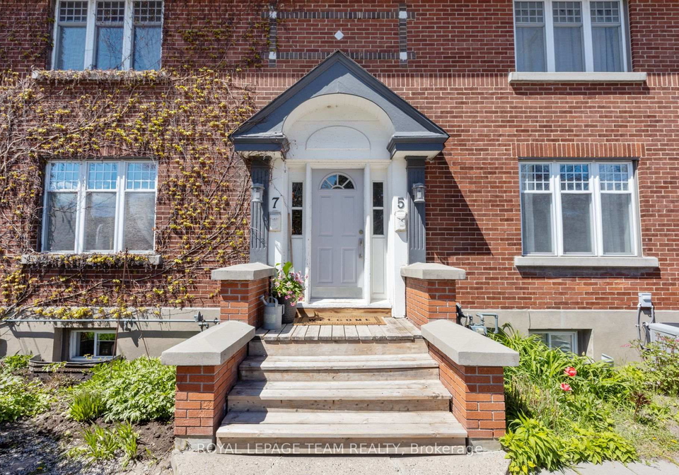 7-edina-street-ottawa-ontario-x13125458