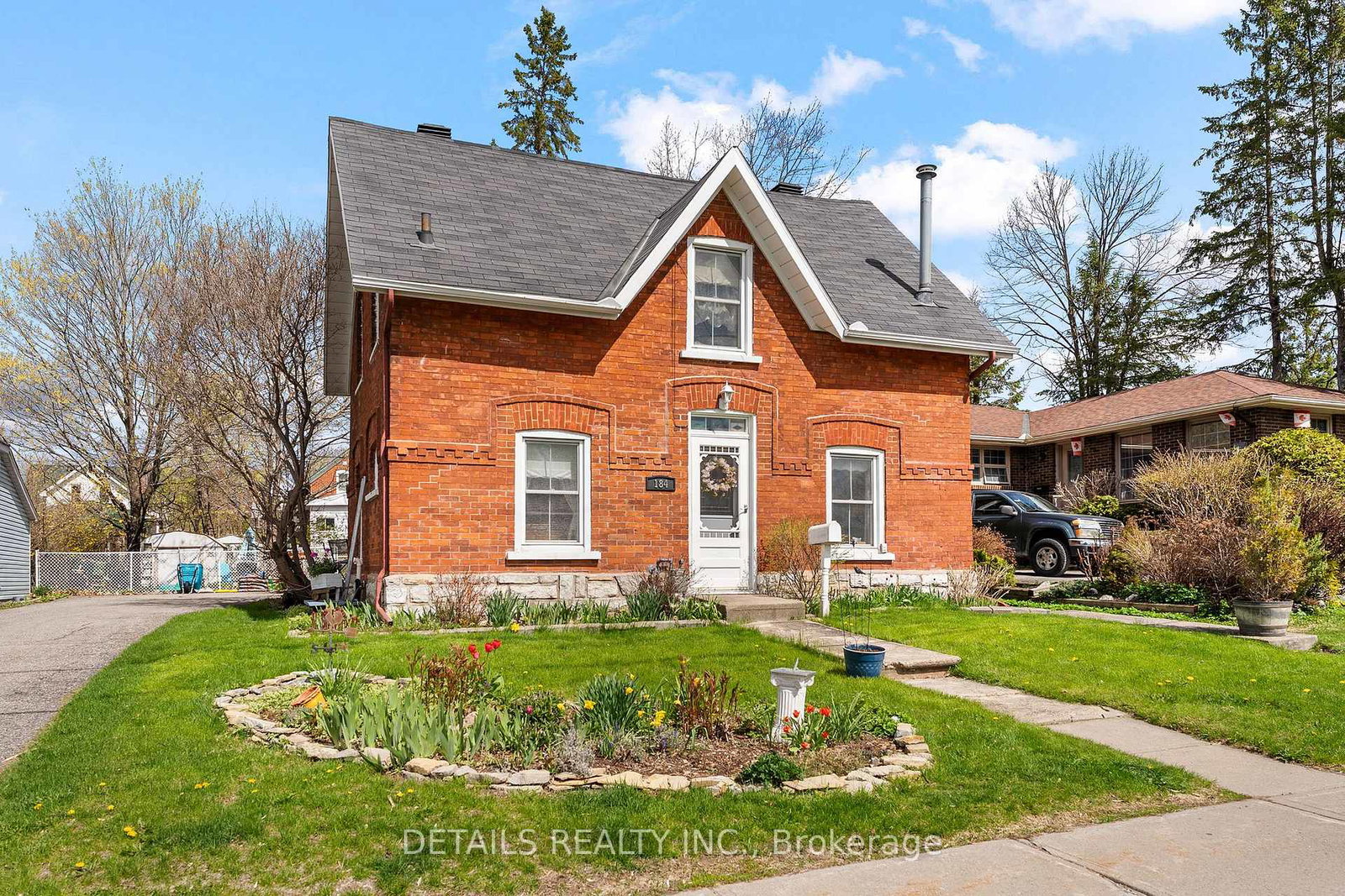 184-augusta-street-mississippi-mills-ontario-x13125488