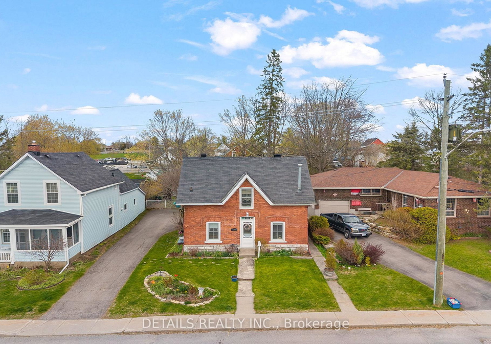 184-augusta-street-mississippi-mills-ontario-x13125488