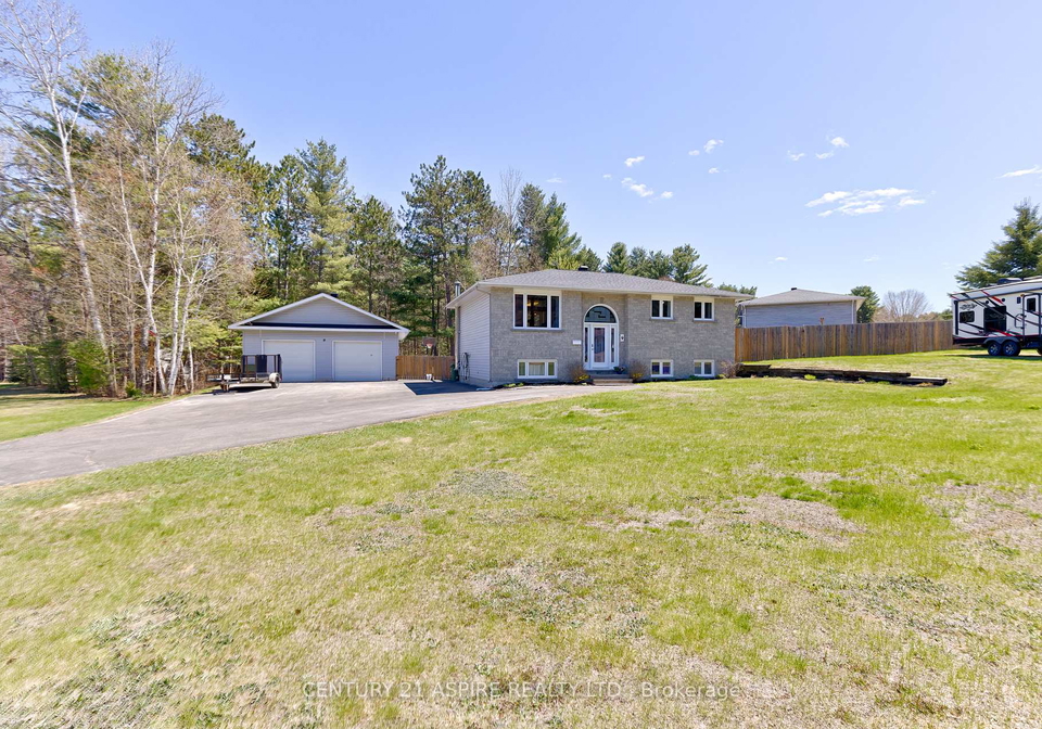 9-jamie-crescent-petawawa-ontario-x13125528