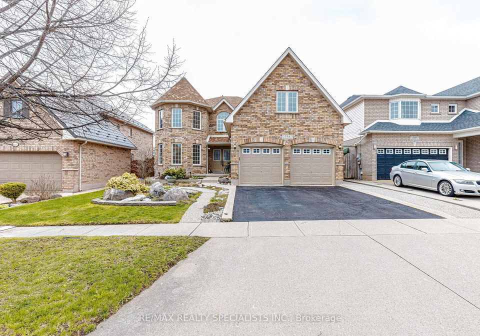 216-mcnichol-drive-cambridge-ontario-x13125898