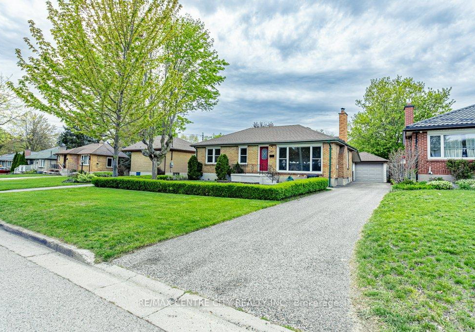 165-ellsworth-crescent-london-east-ontario-x13126022