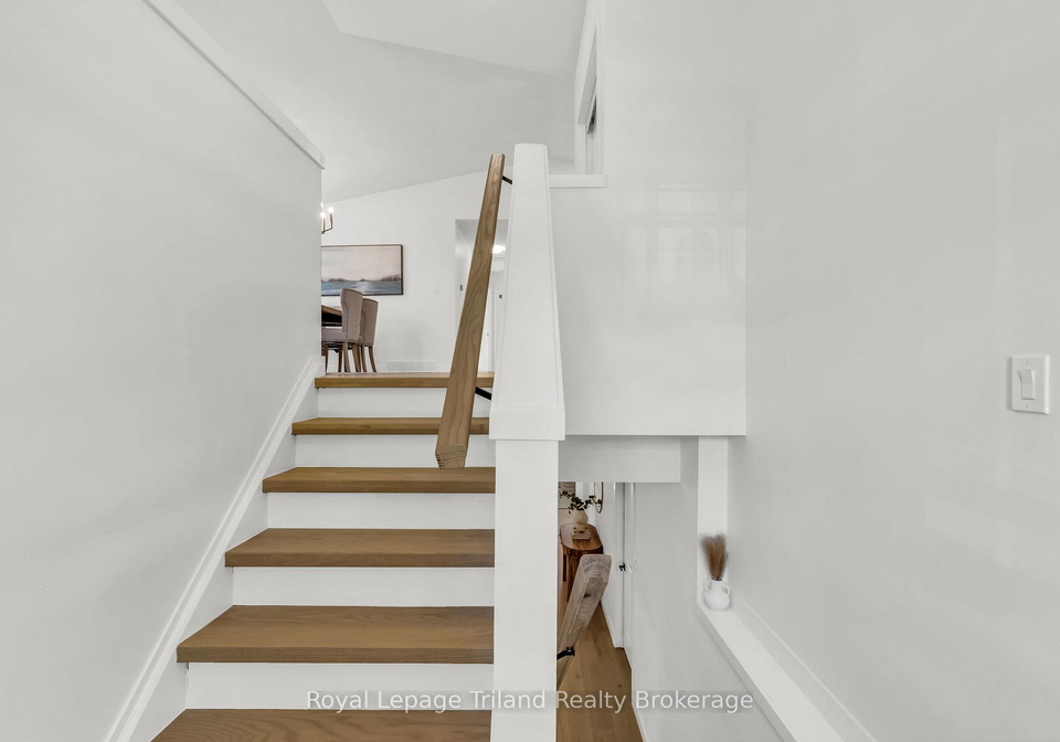 64-hickory-boulevard-w-strathroy-caradoc-ontario-x13126182