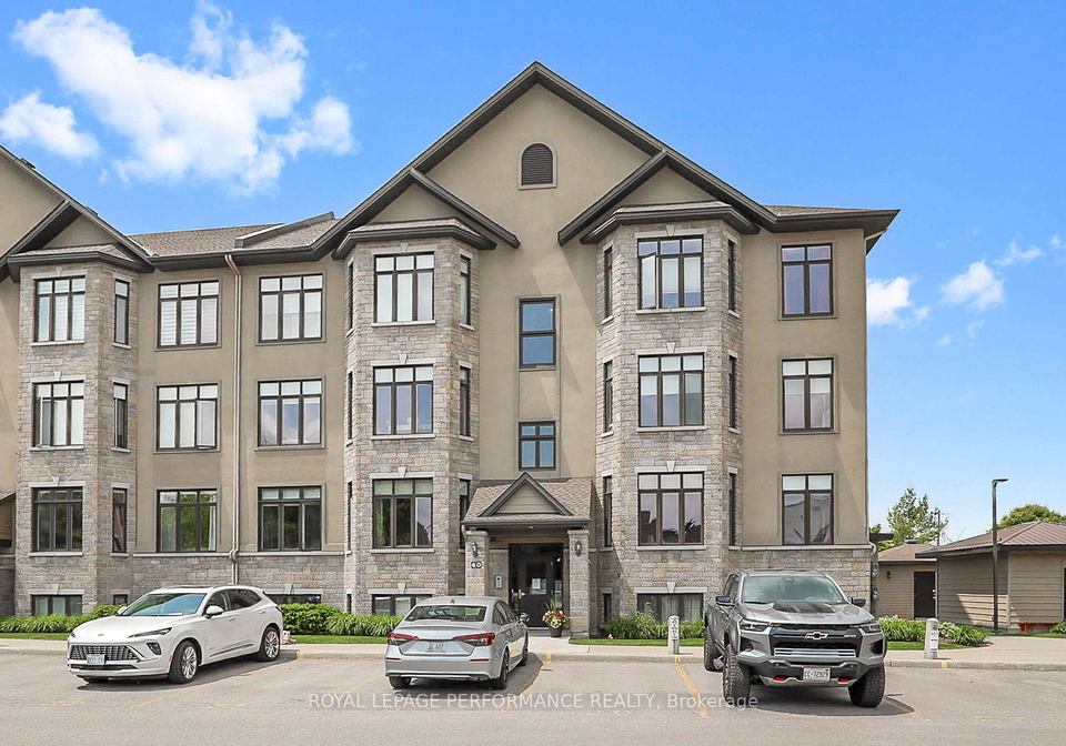 40-prestige-circle-ottawa-ontario-x13126188