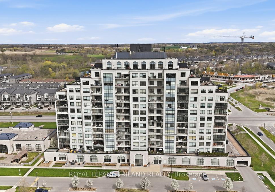 240-villagewalk-boulevard-london-north-ontario-x13126216