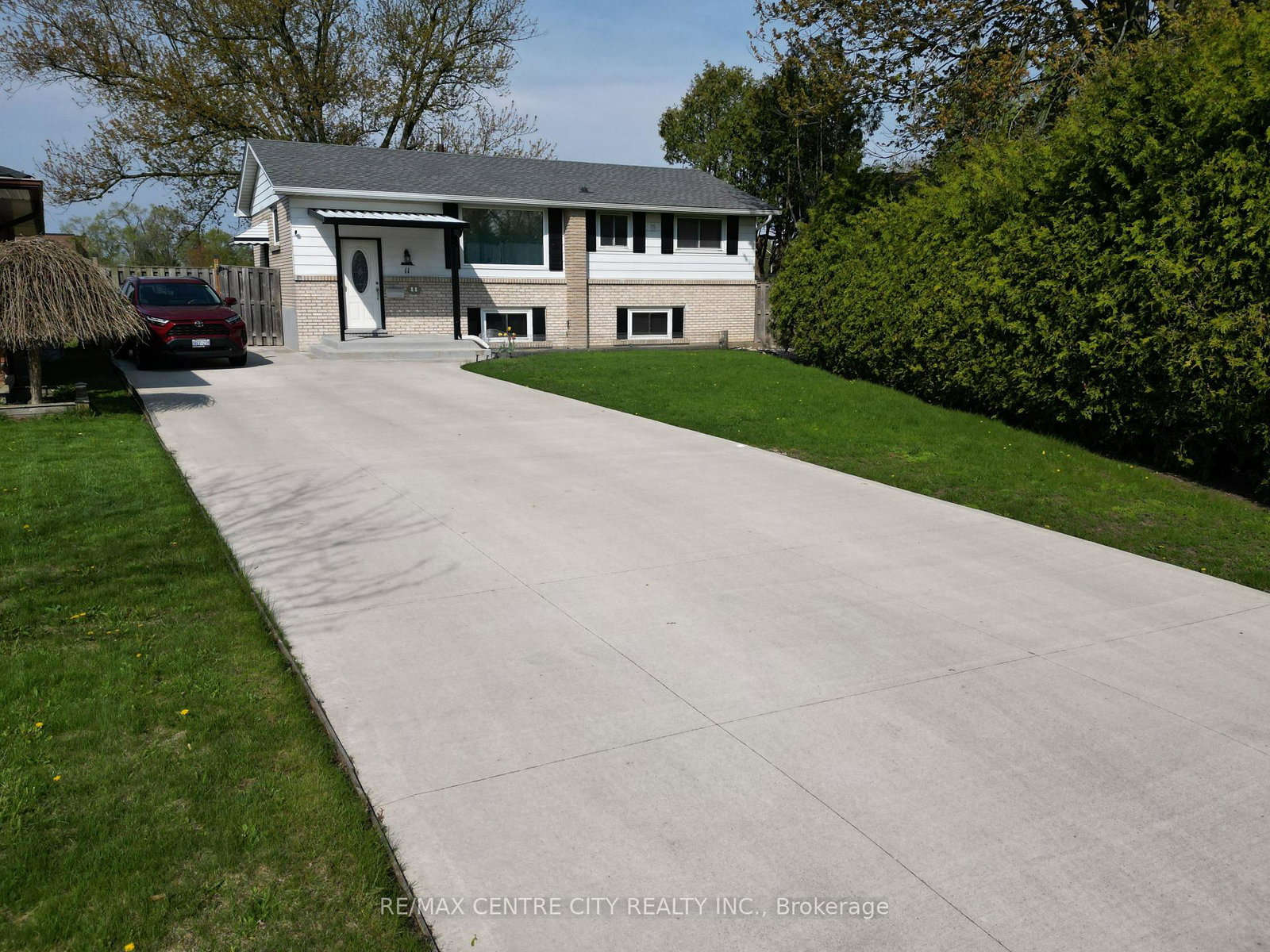 11-kenwood-crescent-london-east-ontario-x13126232