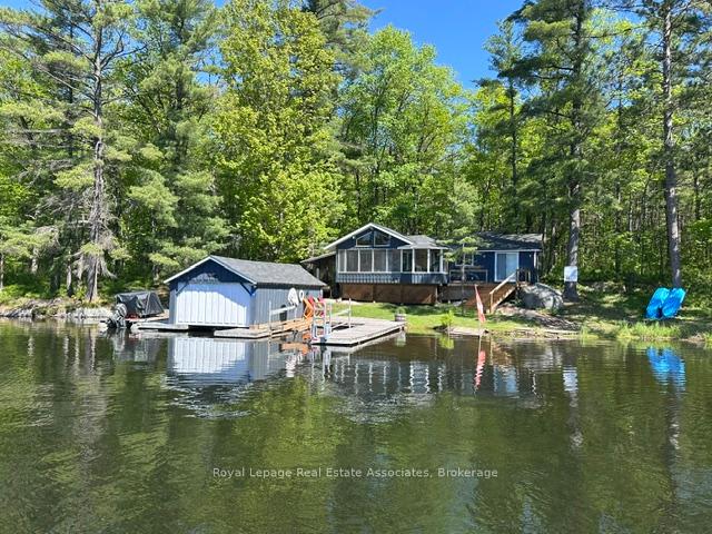 7206-severn-river-shore-georgian-bay-ontario-x13126246