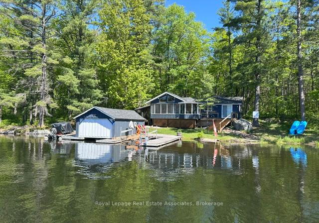 7206-severn-river-shore-georgian-bay-ontario-x13126246