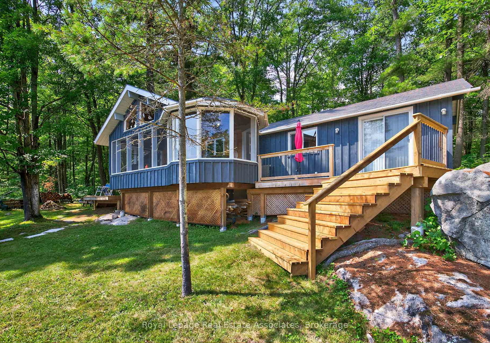 7206-severn-river-shore-georgian-bay-ontario-x13126246