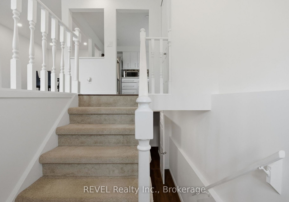 14-deborah-court-st-catharines-ontario-x13126284