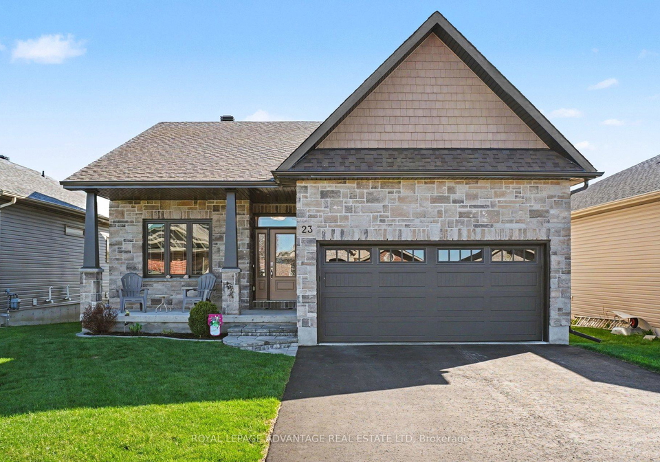 23-senators-gate-drive-perth-ontario-x13126342