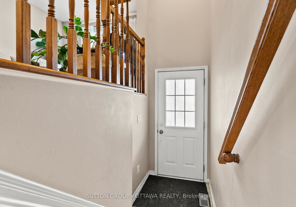 96-manhattan-crescent-ottawa-ontario-x13126378