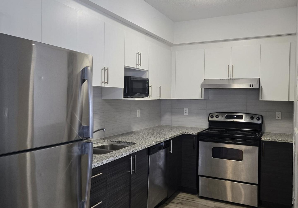 258a-sunview-street-waterloo-ontario-x13126502