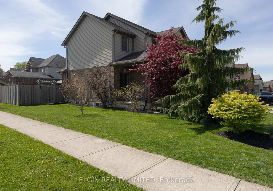 2062-westwick-walk-london-south-ontario-x13126530