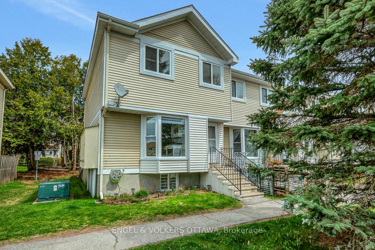 76-mcdermot-court-kanata-ontario-x13126554