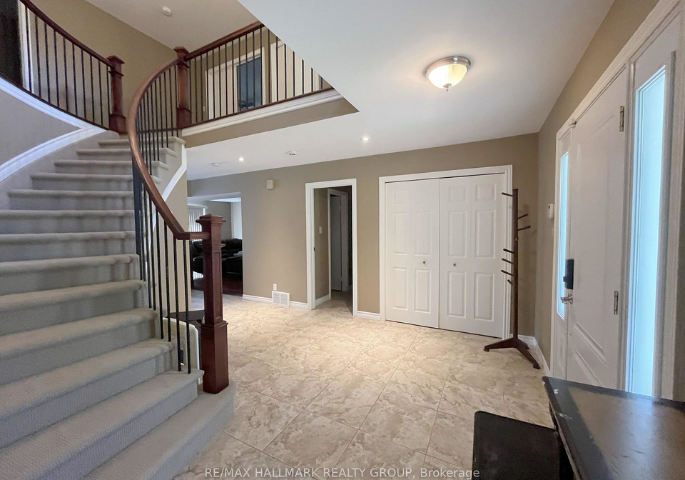 2-inverness-avenue-ottawa-ontario-x13126594