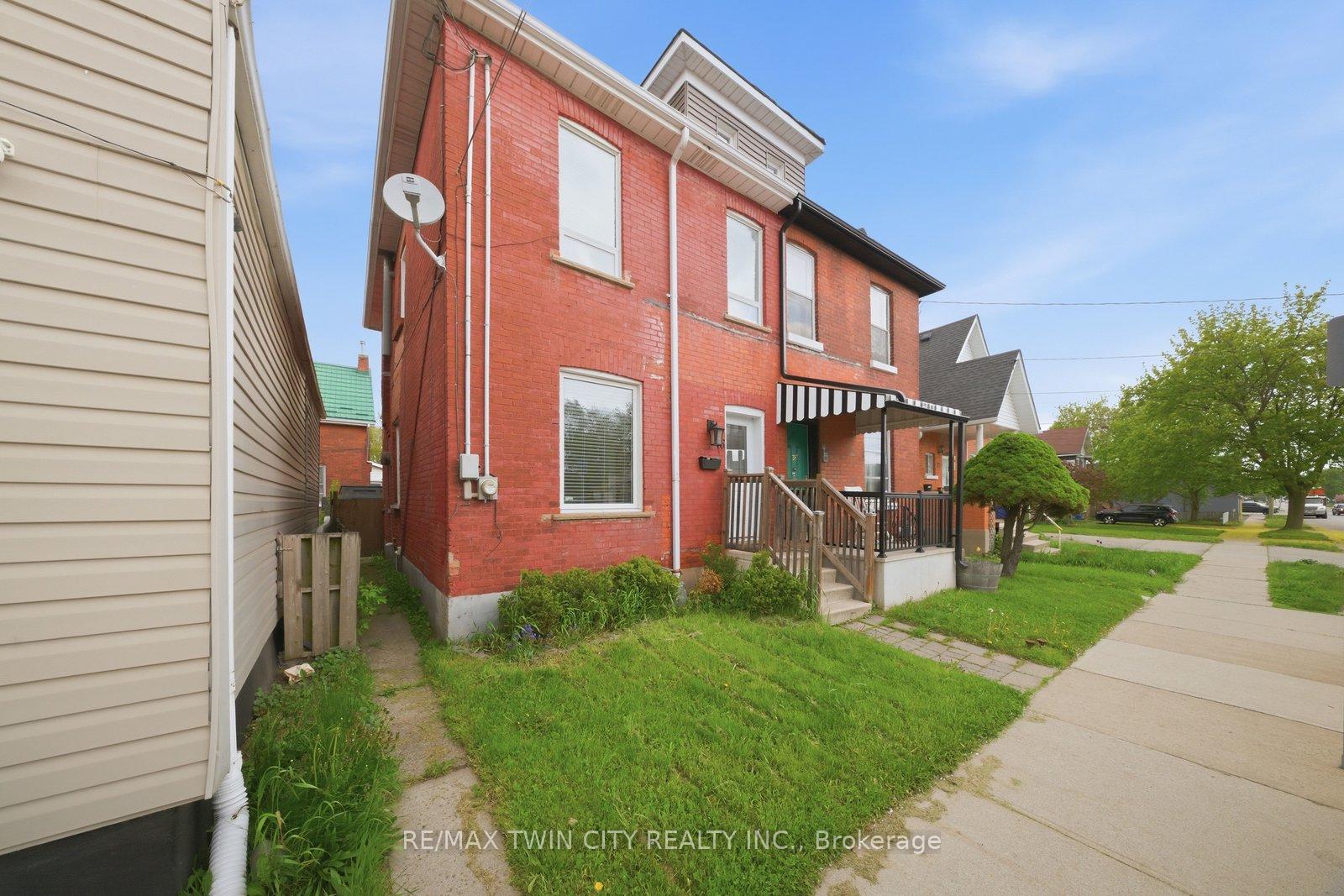 76-n-grey-street-n-brantford-ontario-x13126758
