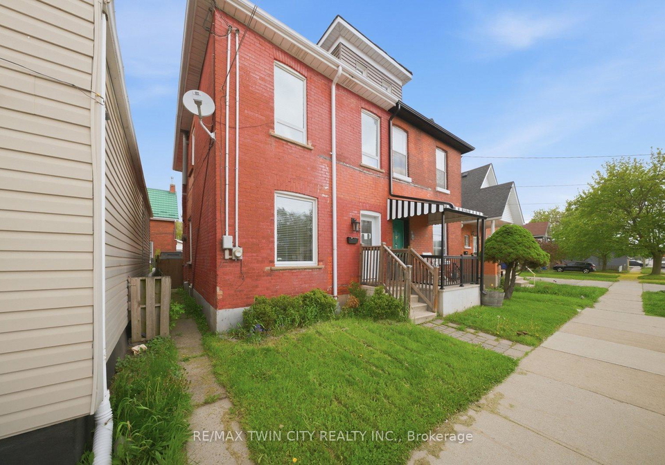 76-n-grey-street-n-brantford-ontario-x13126758