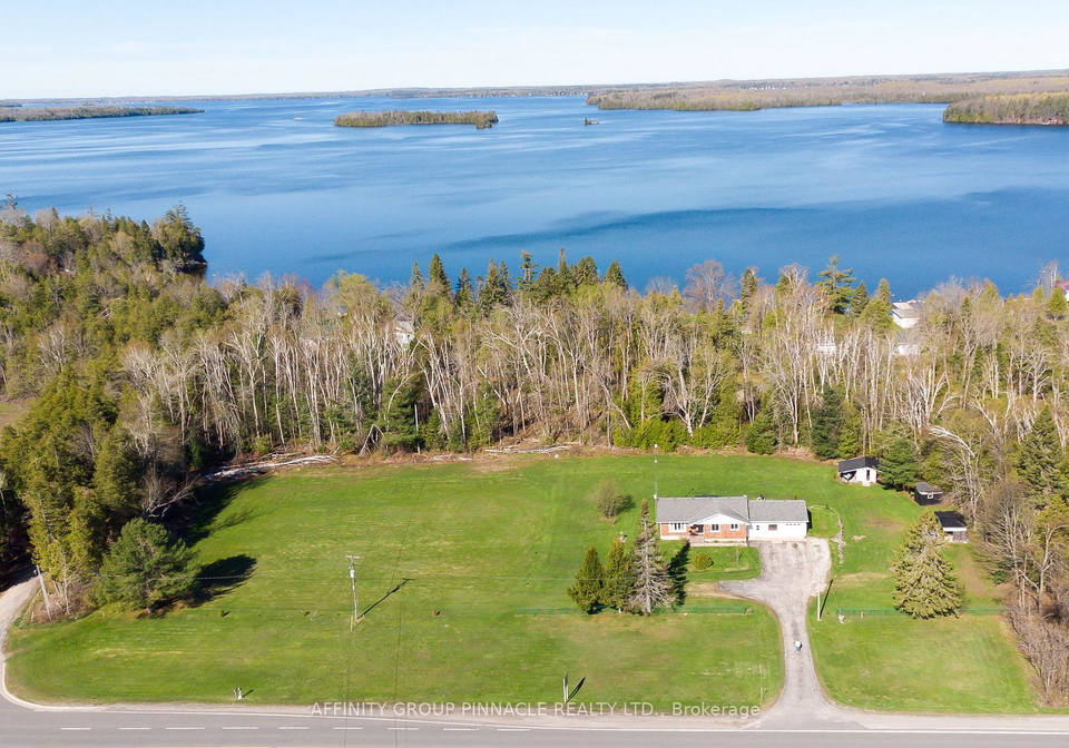 6077-35-highway-kawartha-lakes-ontario-x13126798